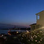 Yona Holiday home Cesme