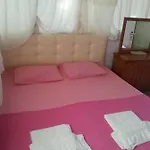 Yona Holiday home *