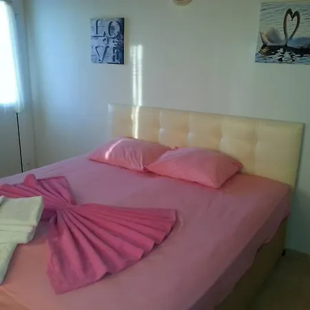 Yona Ferienhaus Çeşme