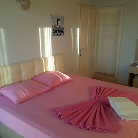 Yona Holiday home